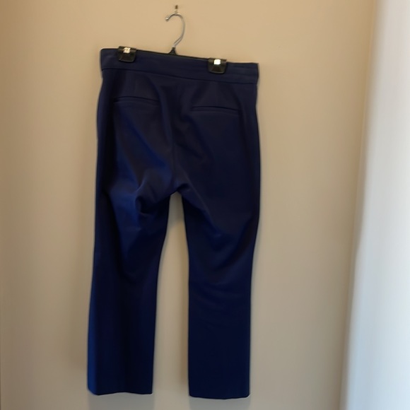 Capris / ankle pants - Picture 5 of 10